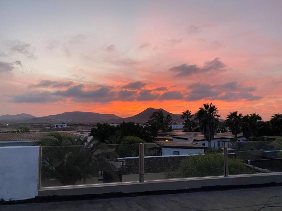 Orange House, Surf&Yoga Lajares Villa Dış mekan fotoğraf